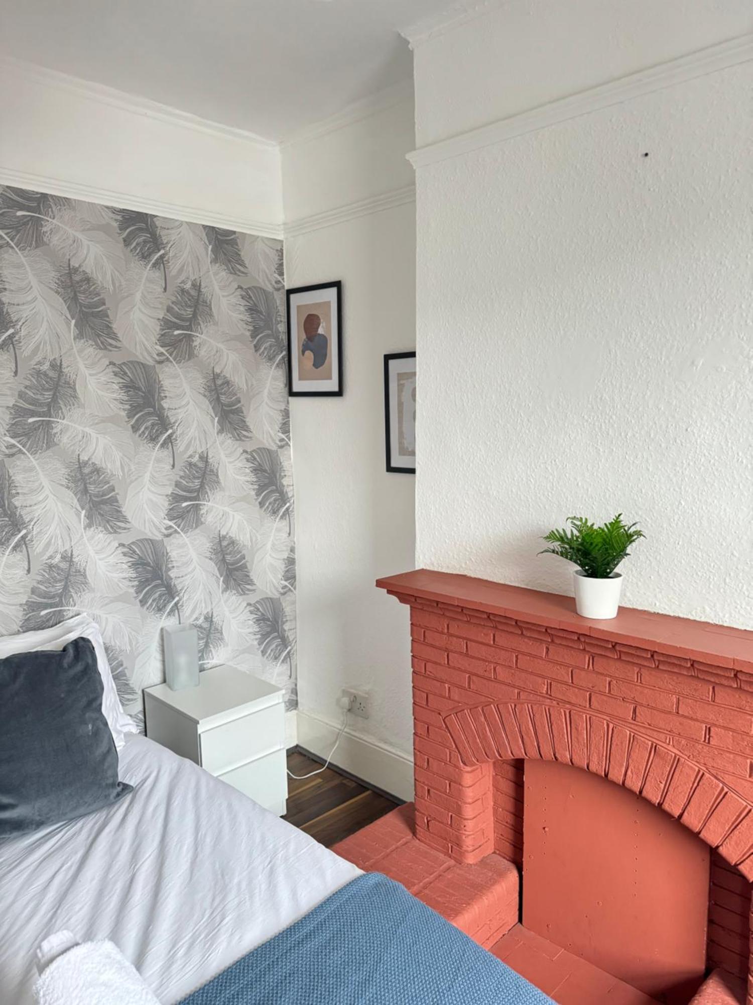 2 Bed Apt Sofa Bed Up To 6 London Exteriör bild
